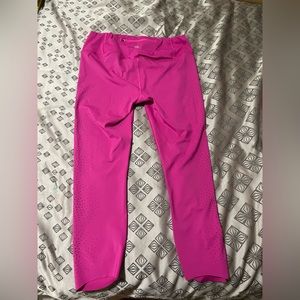 Athleta pink capri leggings size M